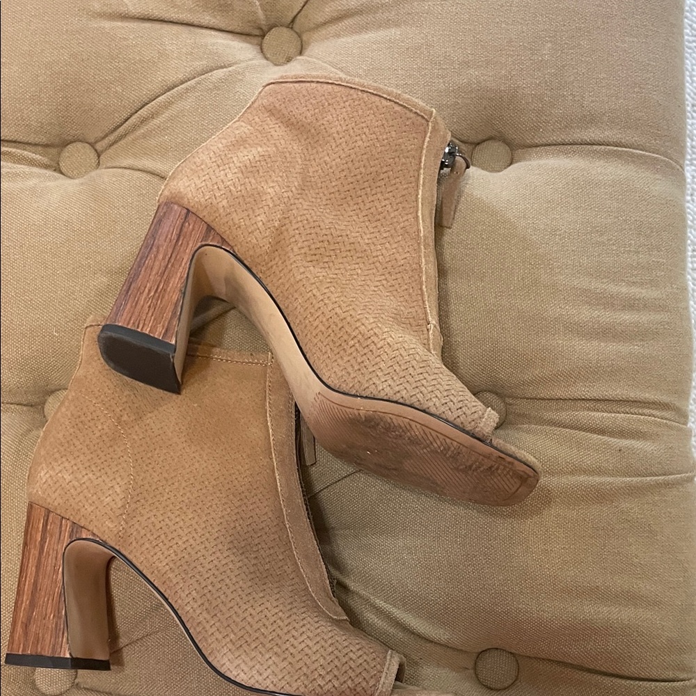 Sanctuary Tan Suede Front-Zip Peep-Toe Bootie Mules